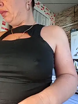 Snapshot of MilkySky chatting on 22, 5, 2026 MilkySky online show from 22, 5, 2026
