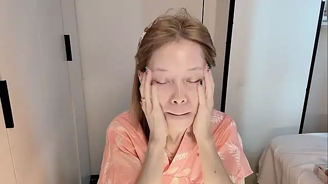 Snapshot of yuyu-33 chatting on 6, 2, 2026 yuyu-33 online show from 6, 2, 2026