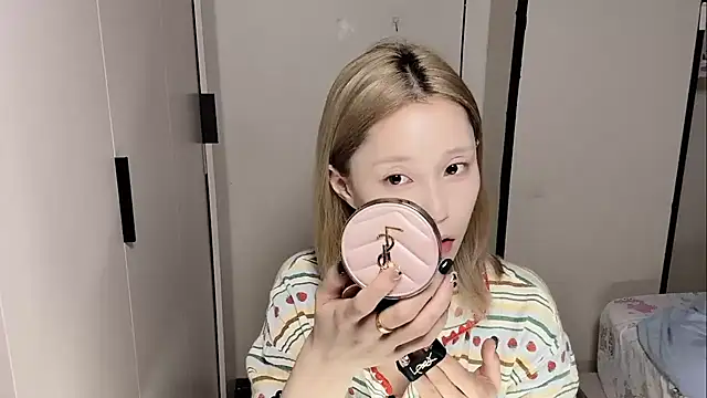 Snapshot of yuyu-33 chatting on 3, 3, 2026 yuyu-33 online show from 3, 3, 2026