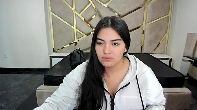 Frrreyaa online show from 10, 11, 2025