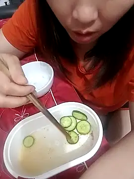 Elina 99 online show from 17, 11, 2025