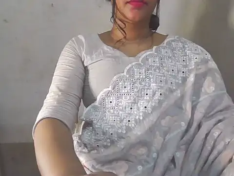 Snapshot of Nancy_queen001 chatting on 31, 10, 2025 Nancy queen001 online show from 31, 10, 2025