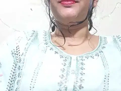 Snapshot of Nancy_queen001 chatting on 14, 11, 2025 Nancy queen001 online show from 14, 11, 2025