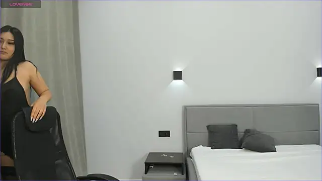 Yunamini online show from 3, 11, 2025