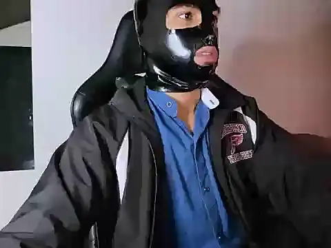 Snapshot of 3v1l chatting on 2, 11, 2025 3v1l online show from 2, 11, 2025