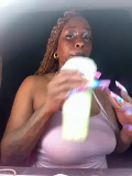 MadameMuse online show from 4, 4, 2026