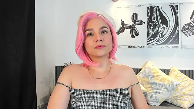 Cloe Bonne online show from 14, 11, 2025