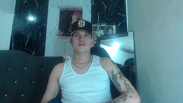 Snapshot of team_badboys chatting on 29, 11, 2025 team badboys online show from 29, 11, 2025