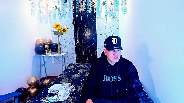 Snapshot of team_badboys chatting on 18, 12, 2025 team badboys online show from 18, 12, 2025