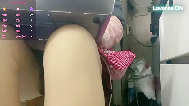 0xiaosu0 online show from 18, 11, 2025