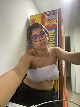 liahot69 online show from 18, 5, 2026