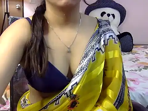 Snapshot of shakshi_89 chatting on 25, 11, 2025 shakshi 89 online show from 25, 11, 2025