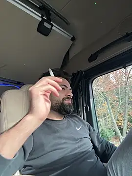 Snapshot of JanSy0 chatting on 31, 10, 2025 JanSy0 online show from 31, 10, 2025