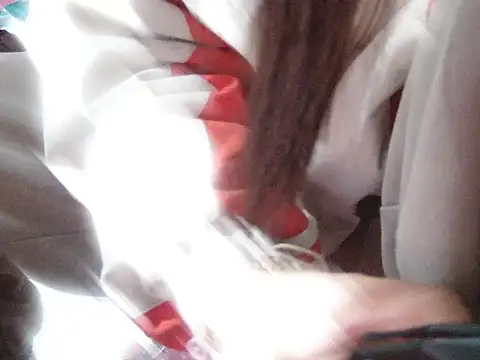 Snapshot of LunoChucki chatting on 25, 11, 2025 LunoChucki online show from 25, 11, 2025