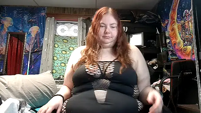 Amberstardusk online show from 17, 11, 2025