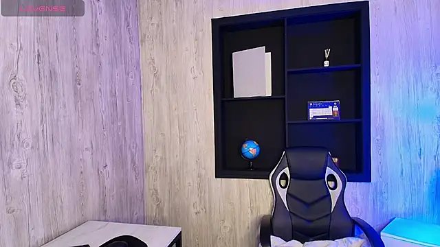 liliclan  online show from 20, 11, 2025