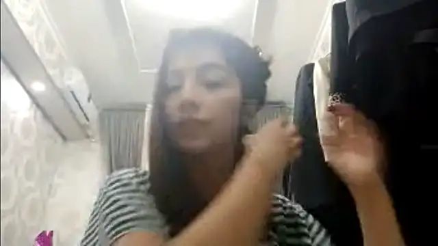 Snapshot of Sofiagreetings chatting on 3, 11, 2025 Sofiagreetings online show from 3, 11, 2025