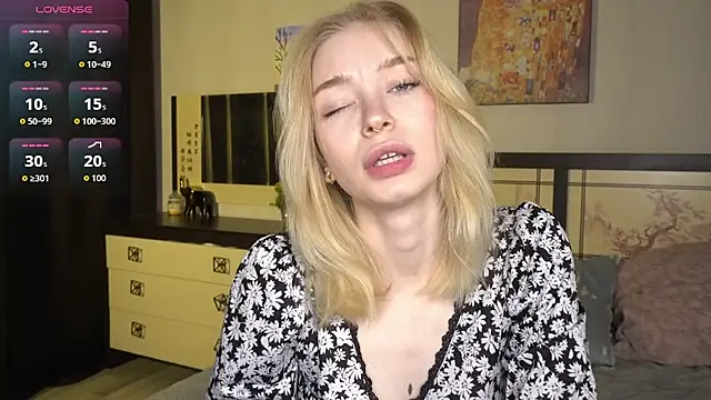 ShanelTunon online show from 16, 11, 2025