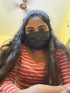 Snapshot of Tamil_Hot_Varshu chatting on 16, 12, 2025 Tamil Hot Varshu online show from 16, 12, 2025