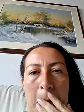 Snapshot of Lauryn_Jones chatting on 24, 5, 2026 Lauryn Jones online show from 24, 5, 2026