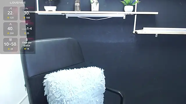 Snapshot of Lauryn_Jones chatting on 13, 6, 2026 Lauryn Jones online show from 13, 6, 2026