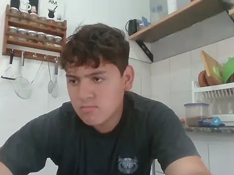 Snapshot of Myboy0020 chatting on 12, 11, 2025 Myboy0020 online show from 12, 11, 2025