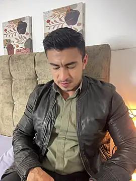 Chris Clarck online show from 18, 11, 2025