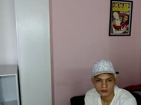 Snapshot of bad_boy_hottx chatting on 31, 10, 2025 bad boy hottx online show from 31, 10, 2025