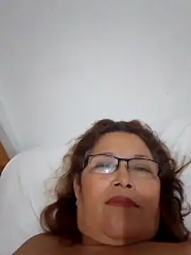 Snapshot of Cessi50 chatting on 13, 5, 2026 Cessi50 online show from 13, 5, 2026