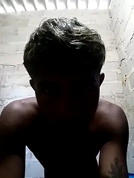 Snapshot of Mack_tom chatting on 15, 12, 2025 Mack tom online show from 15, 12, 2025