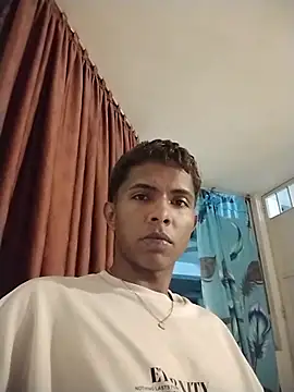 Snapshot of Mack_tom chatting on 21, 7, 2026 Mack tom online show from 21, 7, 2026