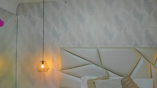 laurettedela rouse online show from 19, 11, 2025