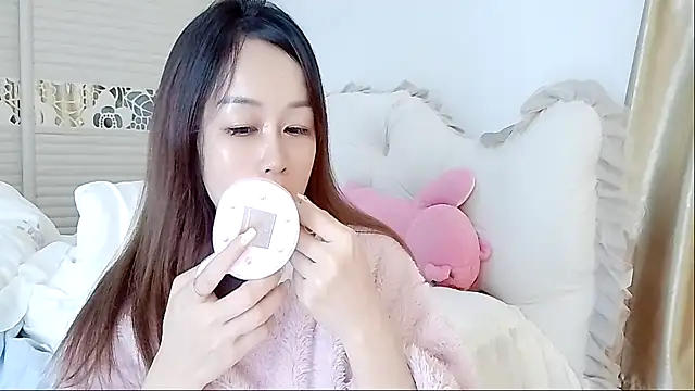 lookbyby online show from 16, 12, 2025