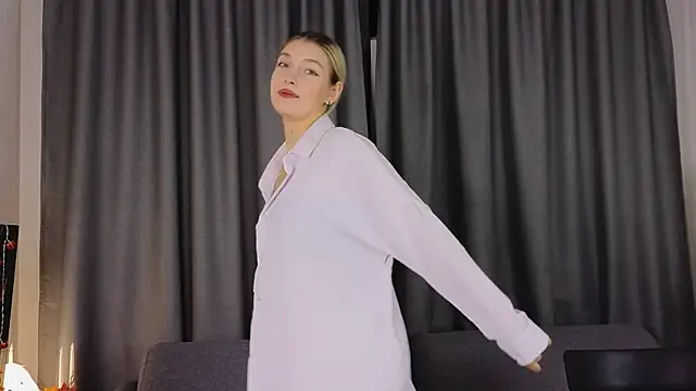 BlushVenom online show from 11, 11, 2025