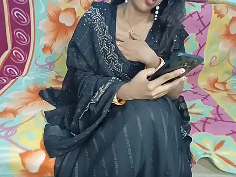 Snapshot of roja-1 chatting on 1, 11, 2025 roja-1 online show from 1, 11, 2025