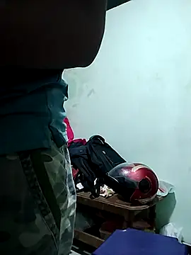 Snapshot of karthiksanjay_dusky chatting on 1, 11, 2025 karthiksanjay dusky online show from 1, 11, 2025