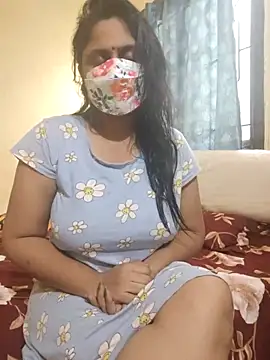 Snapshot of mouni499 chatting on 11, 11, 2025 mouni499 online show from 11, 11, 2025