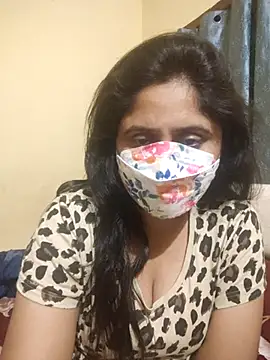 Snapshot of mouni499 chatting on 18, 11, 2025 mouni499 online show from 18, 11, 2025