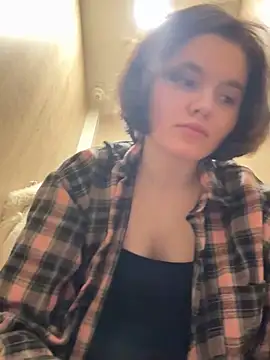 Xo Laura online show from 4, 2, 2026