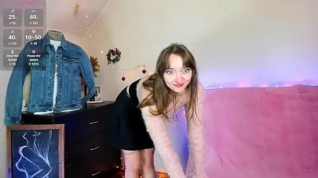 Snapshot of TinyMuse_ chatting on 12, 1, 2026 TinyMuse online show from 12, 1, 2026