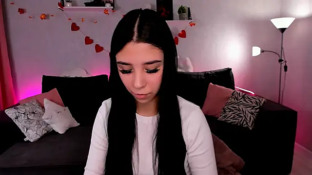 Snapshot of jasminharris chatting on 9, 11, 2025 jasminharris online show from 9, 11, 2025