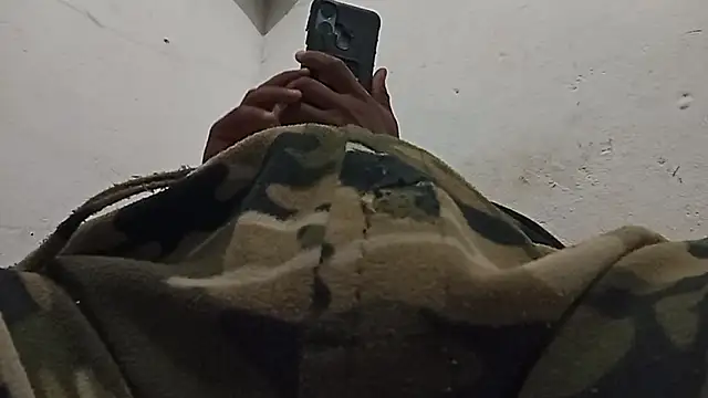 Snapshot of negrocomomisuerte chatting on 26, 11, 2025 negrocomomisuerte online show from 26, 11, 2025