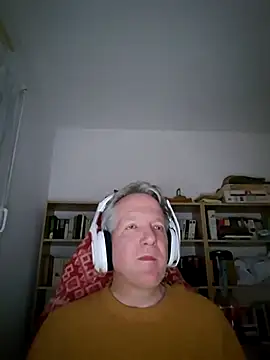 ChocolatMilka44 online show from 7, 3, 2026