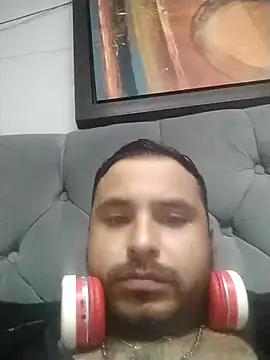 Snapshot of KARNEs24666 chatting on 17, 11, 2025 KARNEs24666 online show from 17, 11, 2025