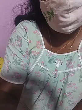 Snapshot of hyd_couple7878 chatting on 26, 7, 2026 hyd couple7878 online show from 26, 7, 2026