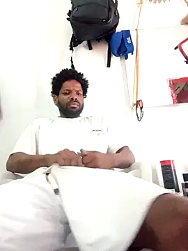 Snapshot of Angel23cm1 chatting on 12, 4, 2026 Angel23cm1 online show from 12, 4, 2026