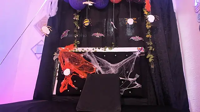 Dayan and Andriu online show from 4, 11, 2025