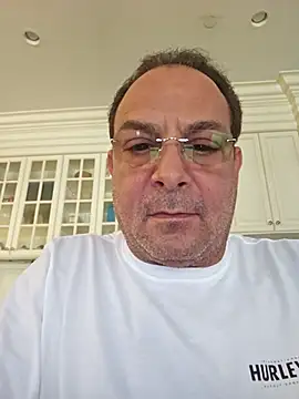 Snapshot of NYITAL8 chatting on 4, 11, 2025 NYITAL8 online show from 4, 11, 2025