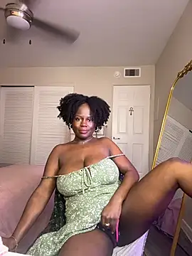 Snapshot of ladiosa_selene chatting on 22, 5, 2026 ladiosa selene online show from 22, 5, 2026