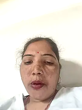 Snapshot of Sehjal_cuty chatting on 7, 11, 2025 Sehjal cuty online show from 7, 11, 2025